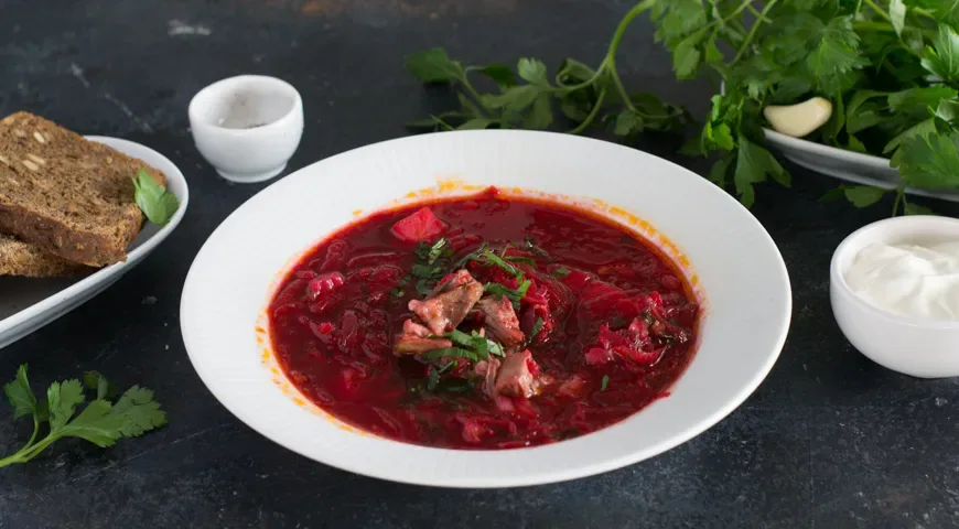 Борщ с мясом, классический