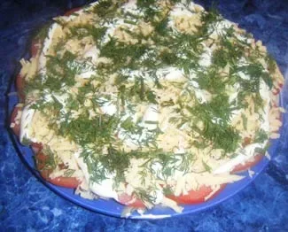 Салат из сельди с помидорами и сыром