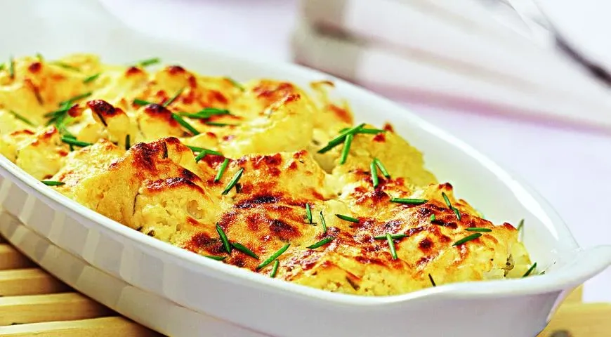 Цветная капуста, запечённая с сыром