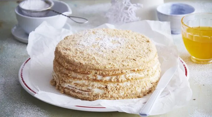 Домашний медовик со сметанным кремом