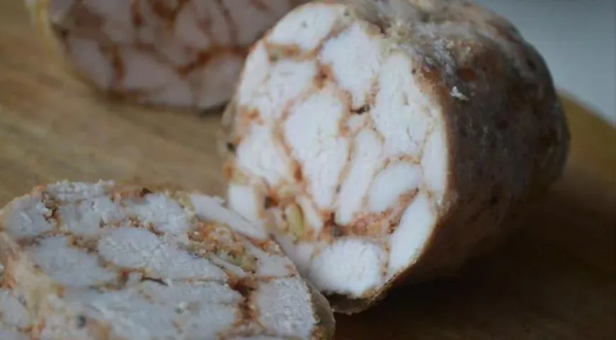 Домашняя куриная колбаса с желатином