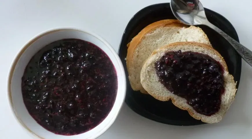 Ежевика протёртая с сахаром