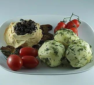 Картошка с хумусом и грибами