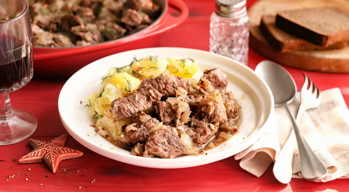 Мясо по-кремлёвски из говядины в казане