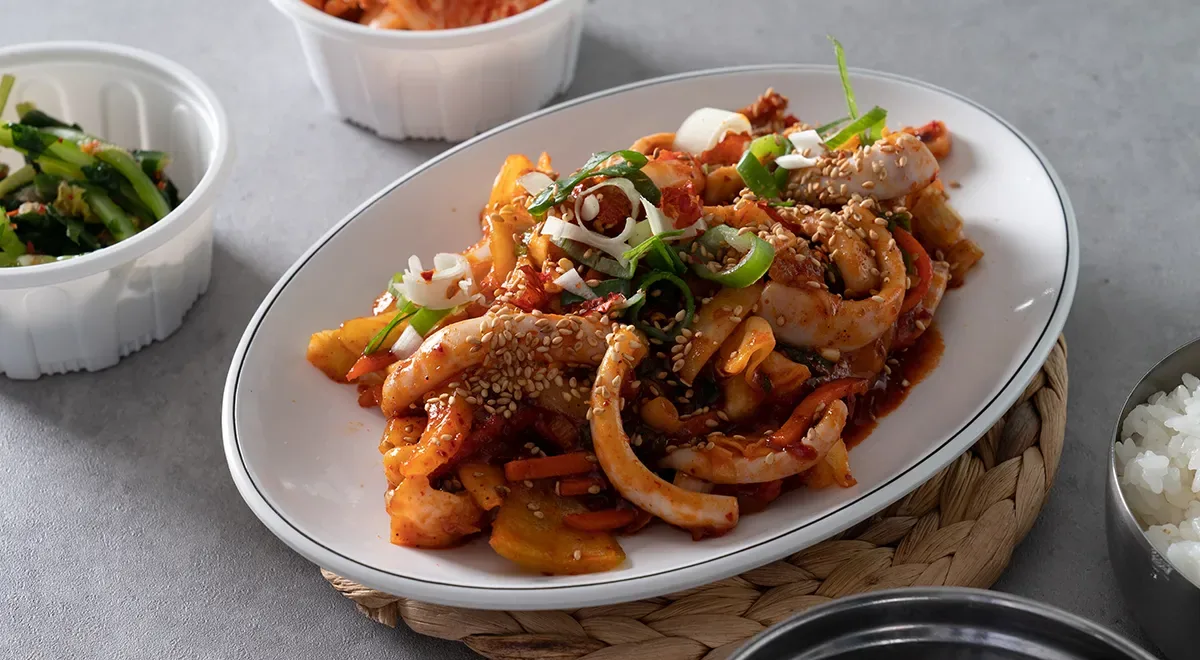 Кальмар с овощами по-корейски
