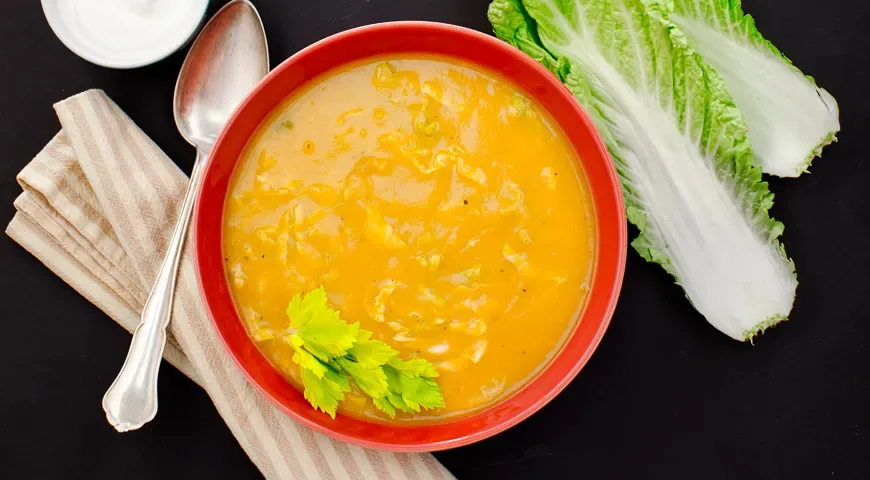Картофельный суп с пекинской капустой