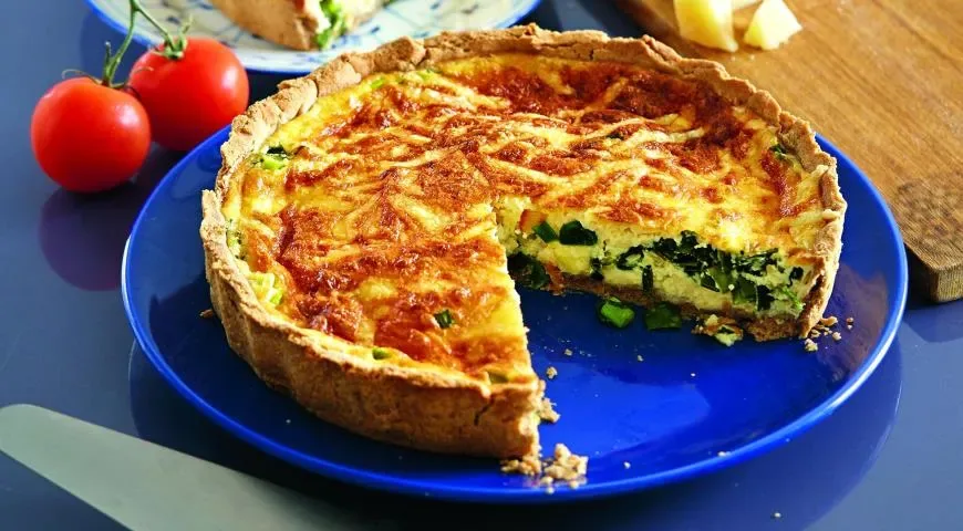 Киш из гречневой муки с зеленым луком