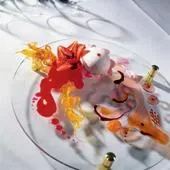Клубничный десерт «Розовая планета»