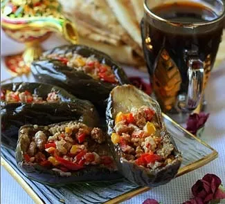 Макдус, острые квашеные баклажаны с ореховой начинкой