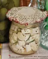 Маринованная брынза