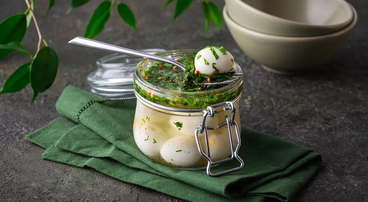 Маринованные перепелиные яйца