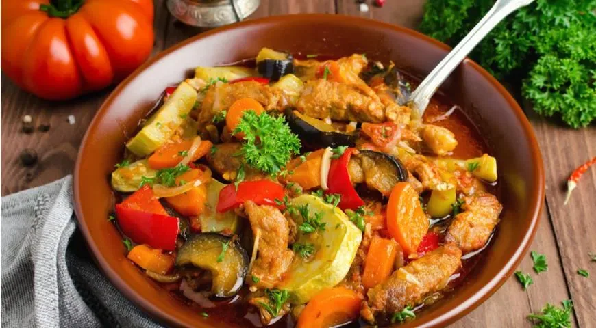 Овощное рагу с перцем