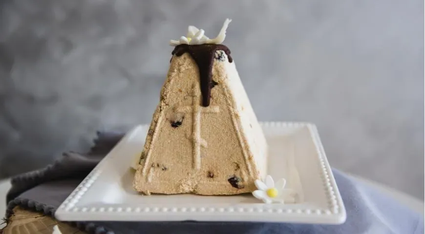 Пасха без яиц с варёной сгущёнкой