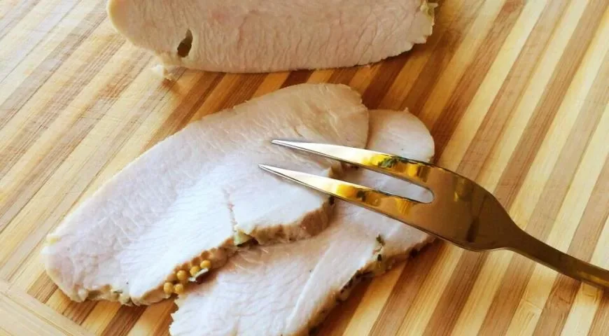 Пастрома из куриной или индюшачьей грудки