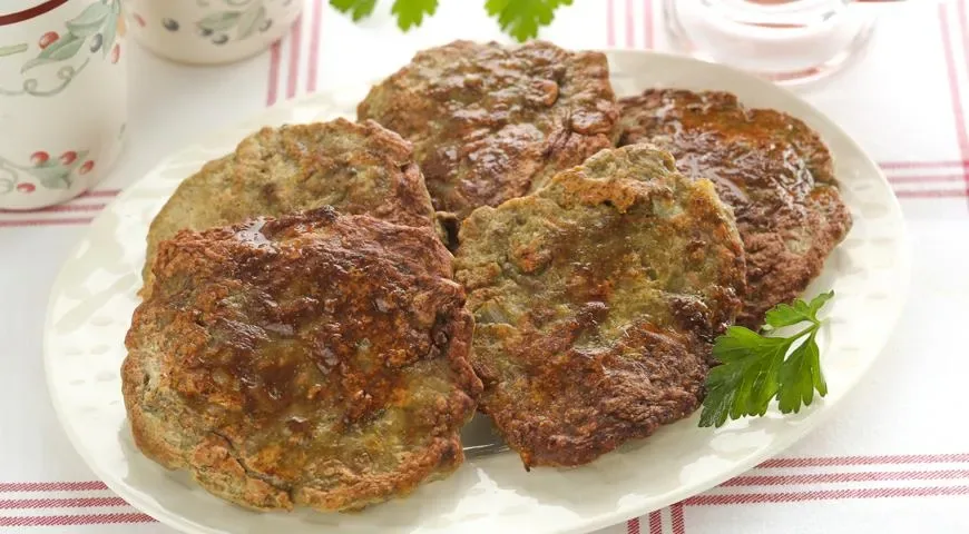 Печеночные оладьи с манкой
