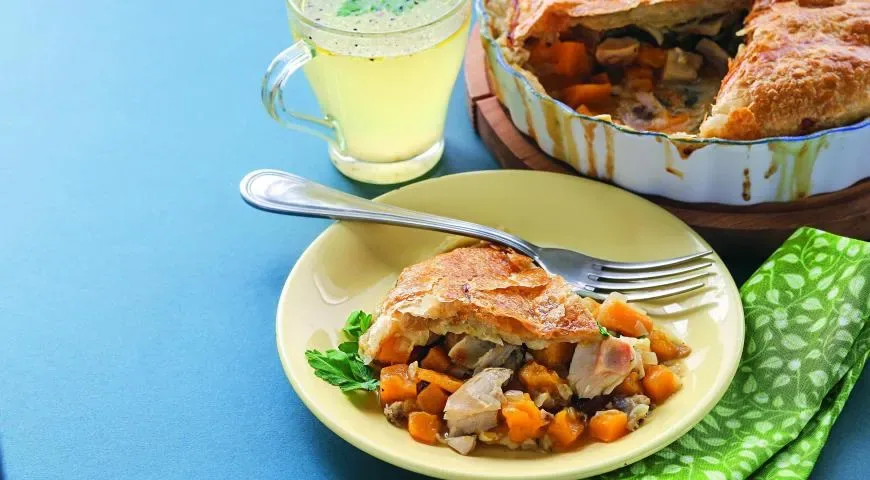 Пирог с курицей и тыквой в духовке