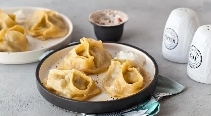 Манты с бараниной