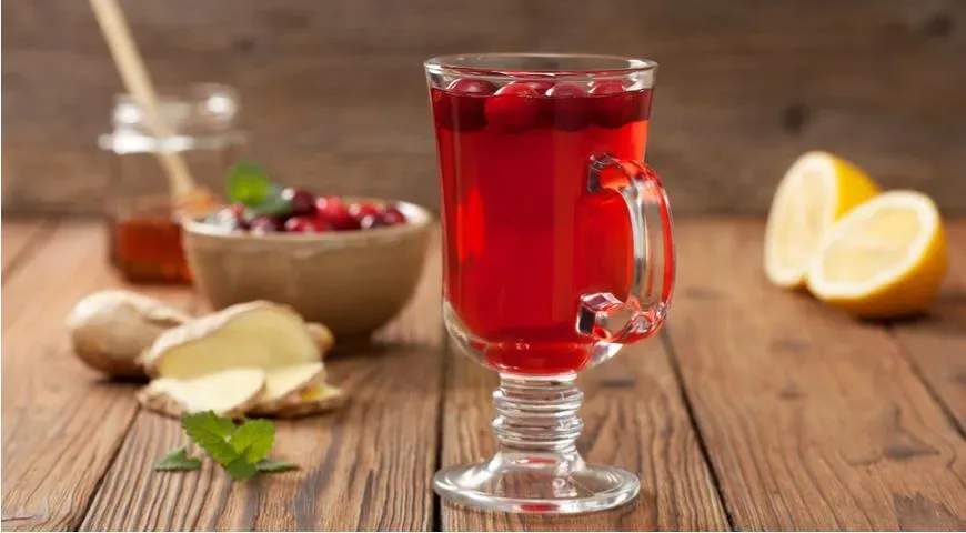 Пряный морс из клюквы