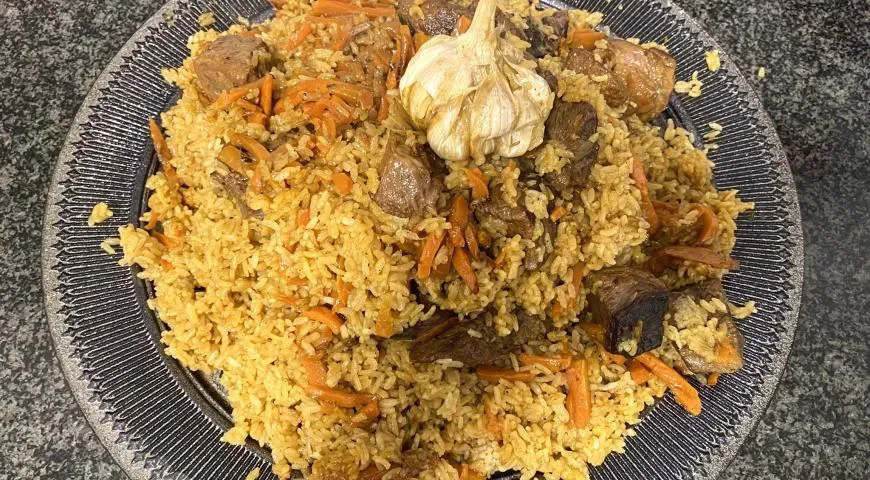 Рассыпчатый плов в казане