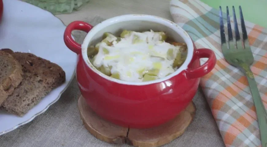 Ушное в горшочках