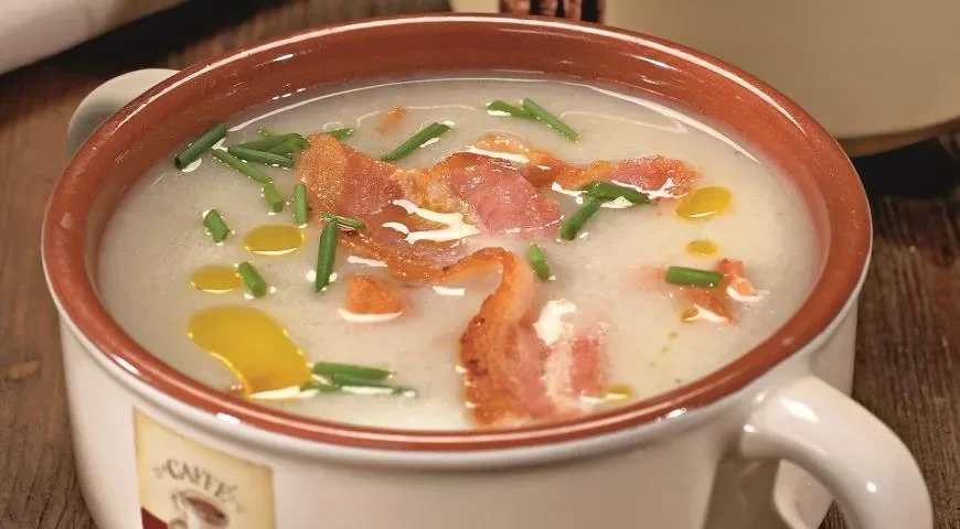 Сельдерейный суп с копчёной грудинкой