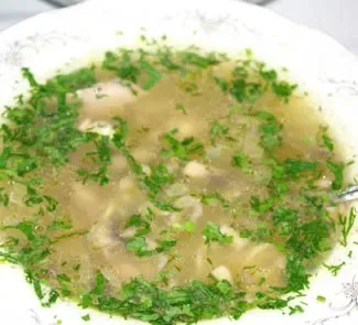 Суп-лапша с куриными потрохами, грудкой и грибами