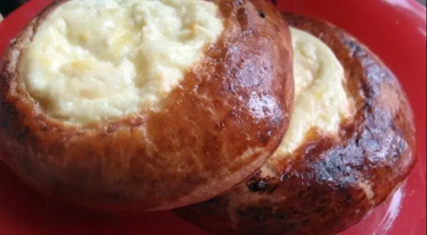 Ватрушки с изюмом