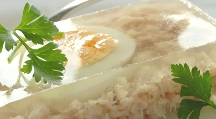 Заливное из курицы