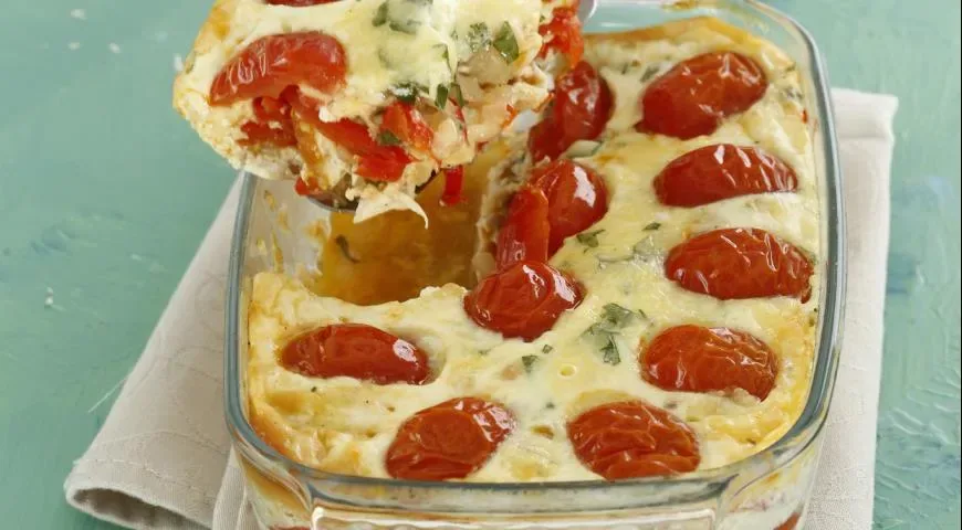 Запеканка с курицей, овощами и сыром