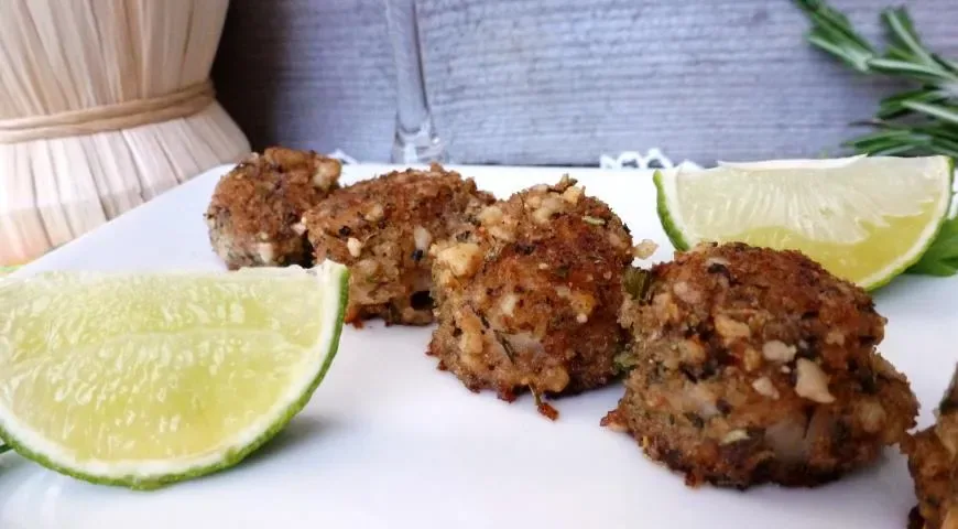 Жаренные морские гребешки в ореховой панировке