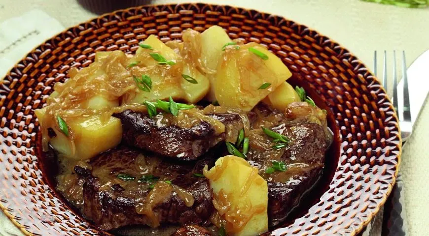 Жаркое с картофелем и чесноком